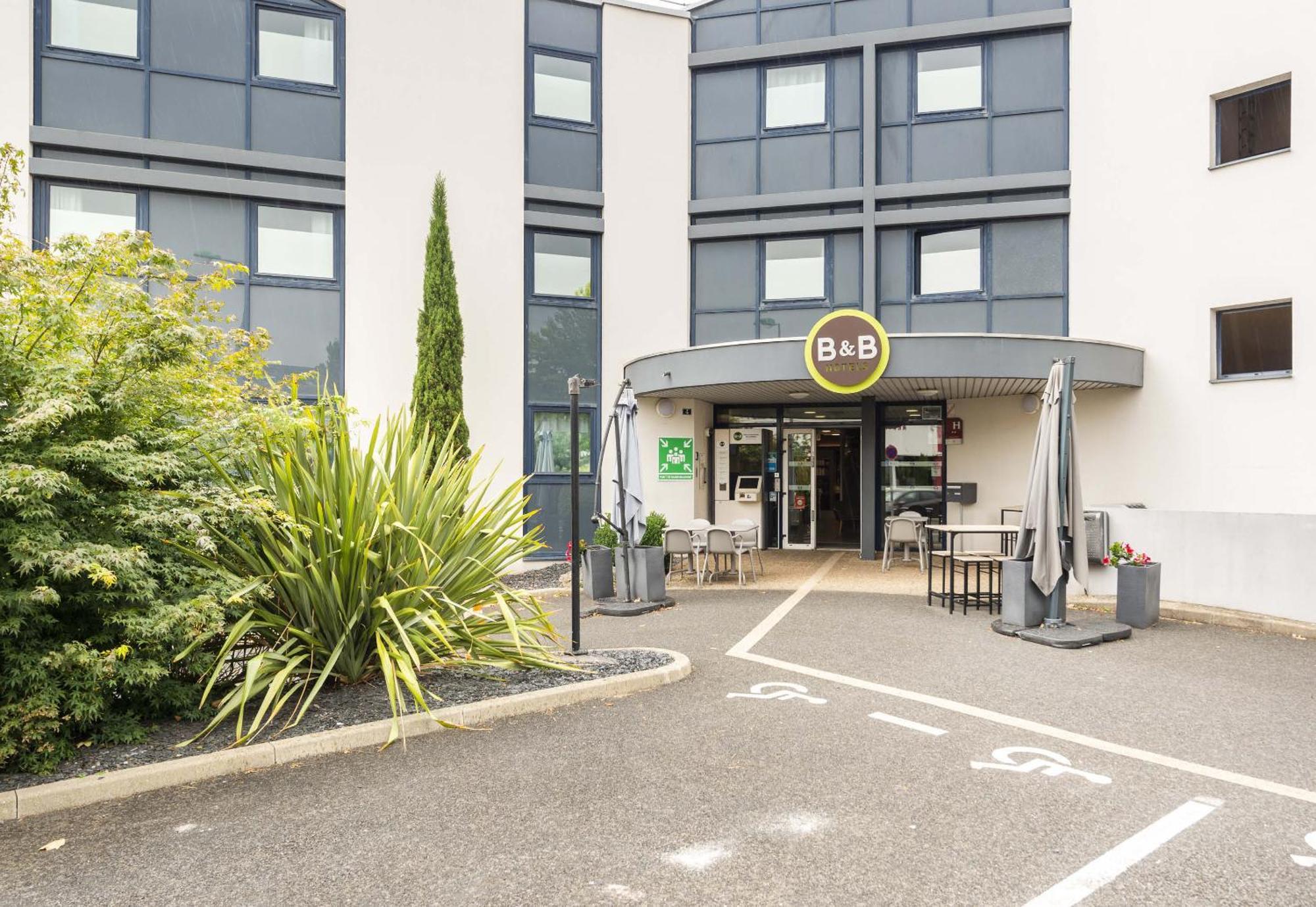 B&B Hotel Cholet Sud Eksteriør billede