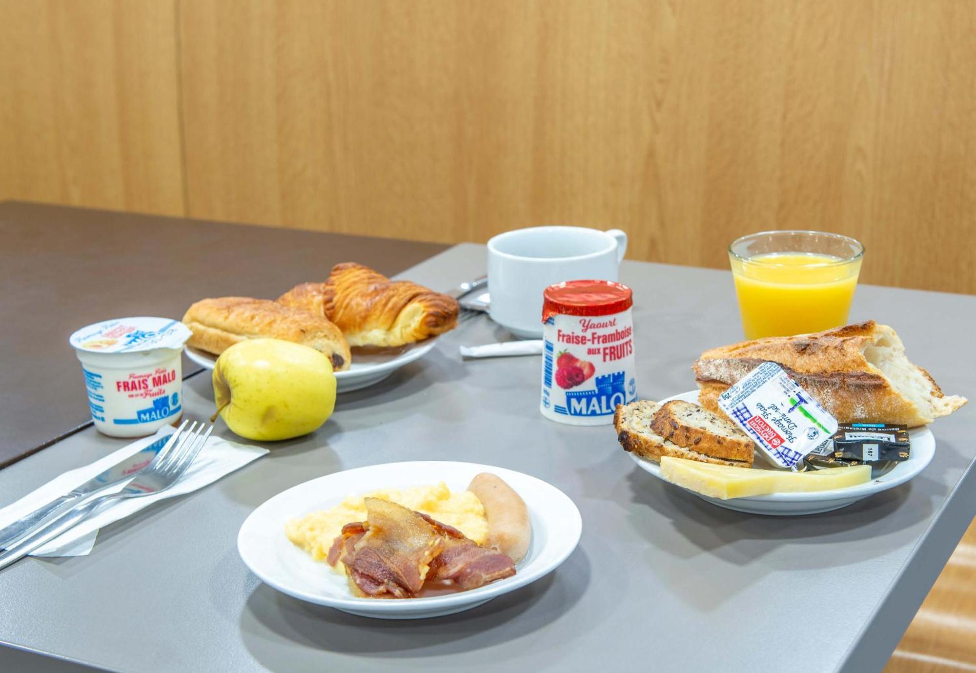 B&B Hotel Cholet Sud Eksteriør billede